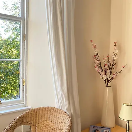 Cute 1 Bedroom Retreat In Beautiful Stockbridge Edinburgh Exterior photo