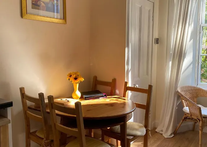 Cute 1 Bedroom Retreat In Beautiful Stockbridge